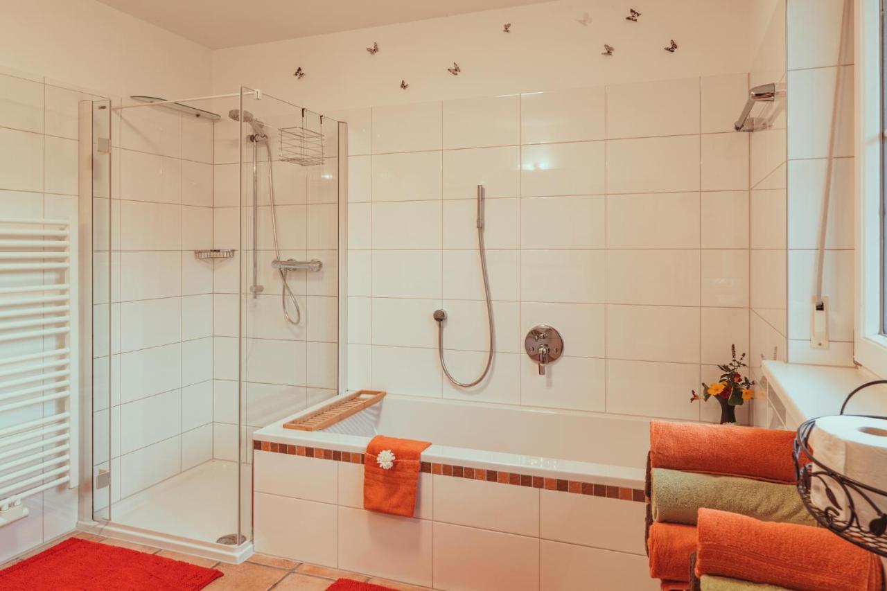 Coraline -Koblach, 6-10 P, 3 Schlafzimmer, Kueche, Riesige Terrasse, Parkplatz, Wifi, Stellplatz Ski المظهر الخارجي الصورة